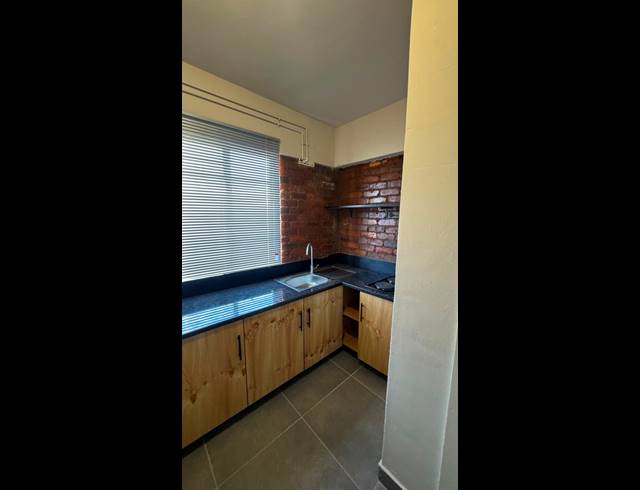 1.5 BEDROOM APARTMENT FOR SALE IN PIETERMARITZBURG CENTRAL